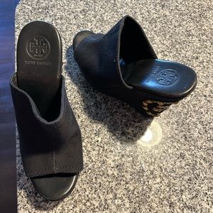 Tory Burch platform wedge!
